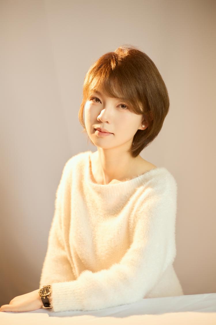 艺术学院-何莹-照片(1).jpg