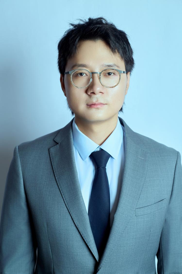艺术学院_王波_照片(1).jpg
